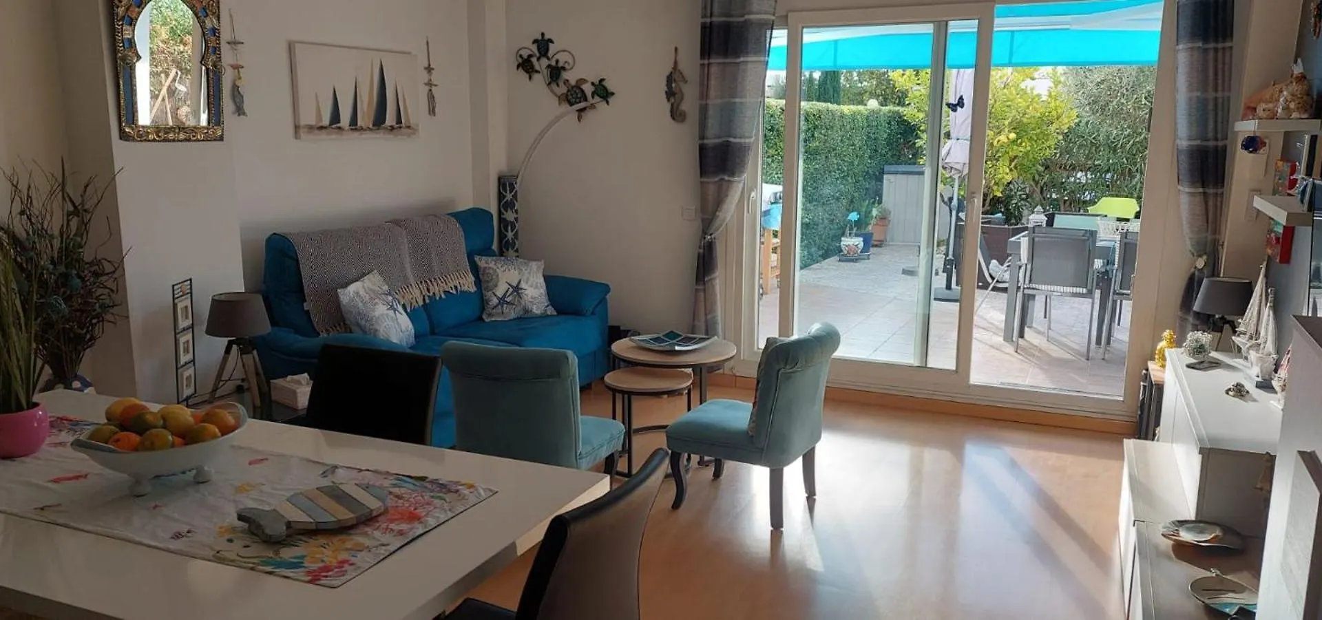 Bonito Apartamento Con Gran Terraza Y Piscina Comunitaria Roses Apartment