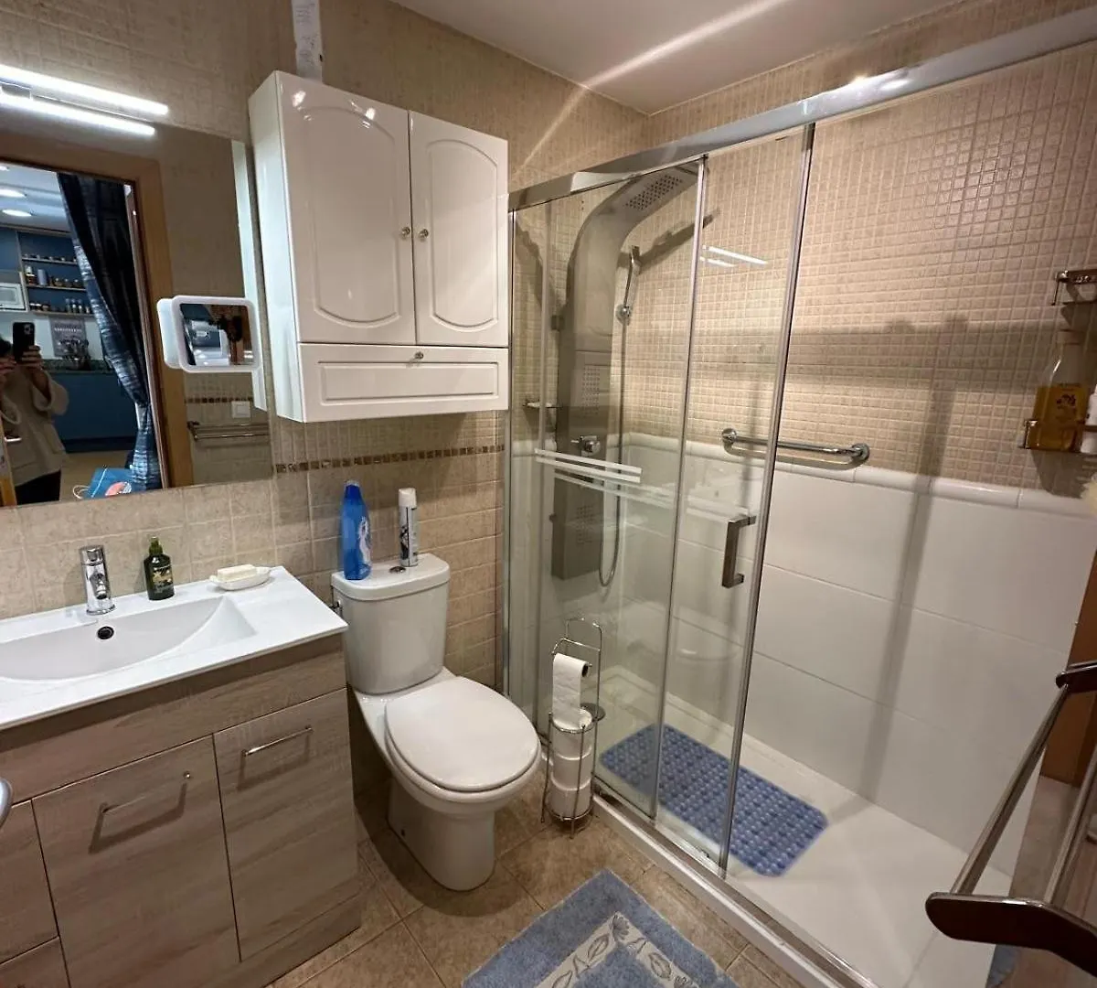 Bonito Apartamento Con Gran Terraza Y Piscina Comunitaria Roses Espanha